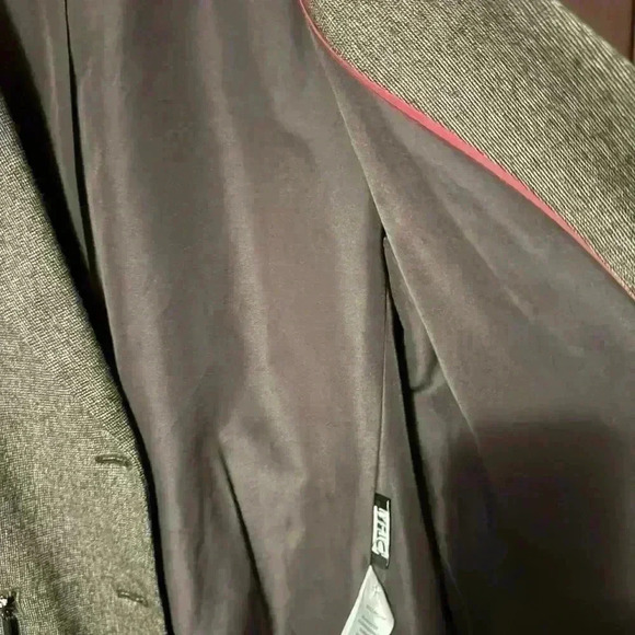 Conrad  C beautiful blazer - Picture 7 of 7